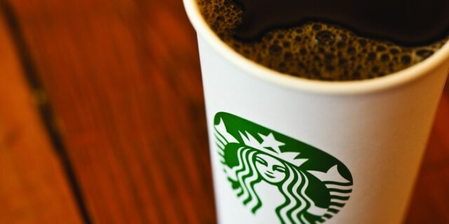 RETAIL BUSINESS AWARDS 2013: Διάκριση για τα Starbucks