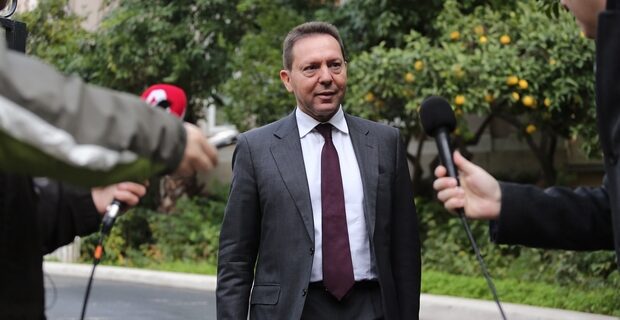 Ικανοποίηση Στουρνάρα για τη δόση: Τελείωσε μια δύσκολη φάση για την Ελλάδα – Πρωτόγνωρα τα προαπαιτούμενα της τρόικας