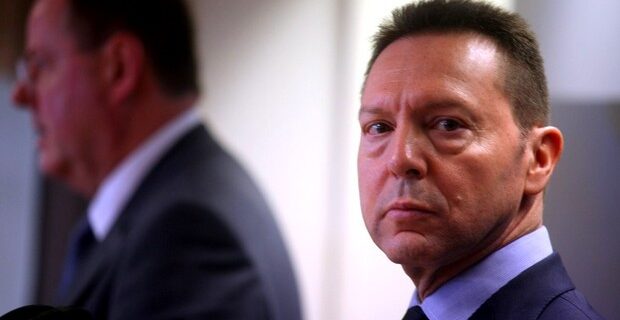 Ένας αλλιώτικος Στουρνάρας: Ήρθε η ώρα να πληρώσει η Εκάλη