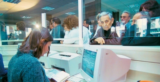 ΟΟΣΑ: Αυξήστε τα όρια ηλικίας στα 67, μειώστε τις χαμηλές συντάξεις