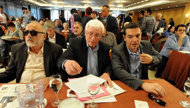 ΣΥΡΙΖΑ: “Η κυβέρνηση υποδύεται πως διαπραγματεύεται”