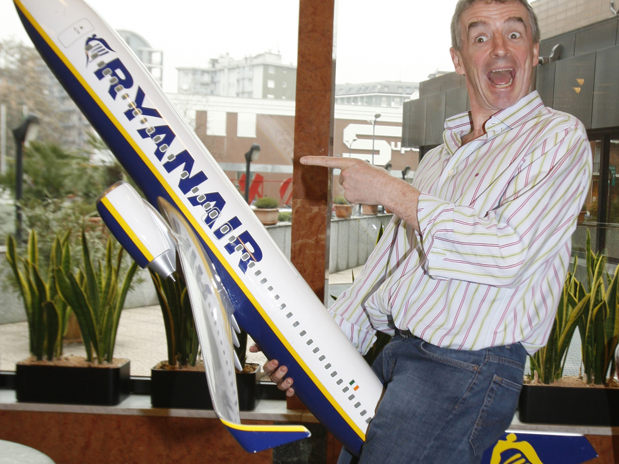 Michael O’Leary: Ποιος είναι ο εκκεντρικός επιχειρηματίας της Ryanair ο οποίος υπόσχεται να φέρει εκατ. επιβάτες στην Αθήνα