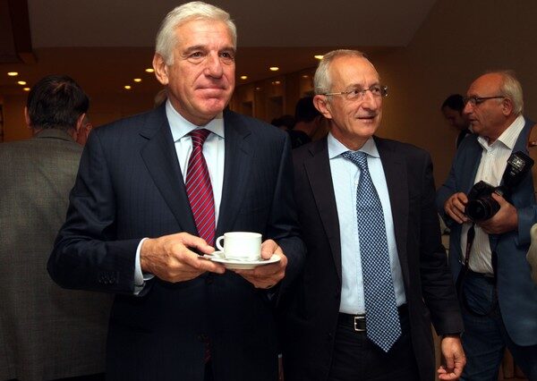 Απάντηση Παπαντωνίου στο Ζήγρα με αγωγή: Είναι ψευδείς και συκοφαντικοί οι ισχυρισμοί του