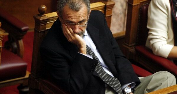 Θα παραιτηθεί ο Καψής μόλις εκπέμψει η ΝΕΡΙΤ