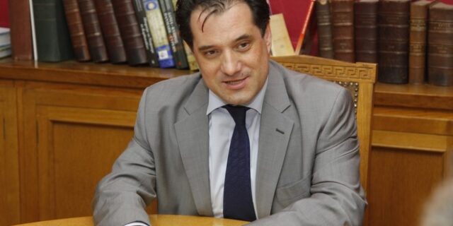 Γεωργιάδης: Οι γιατροί ευθύνονται για το κλείσιμο των πολυιατρείων
