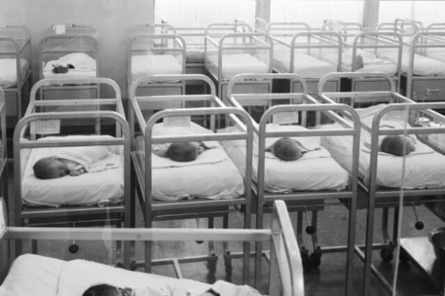 Χάος στο Ληξιαρχείο. Γεννήστε, δηλώστε, τελειώσατε χωρίς έλεγχο