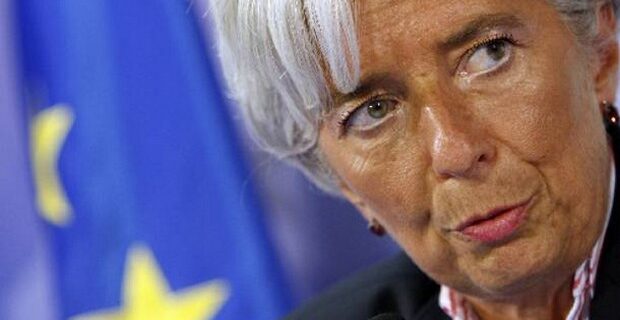 ΔΝΤ: Το φάντασμα του αποπληθωρισμού απειλεί την ευρωζώνη