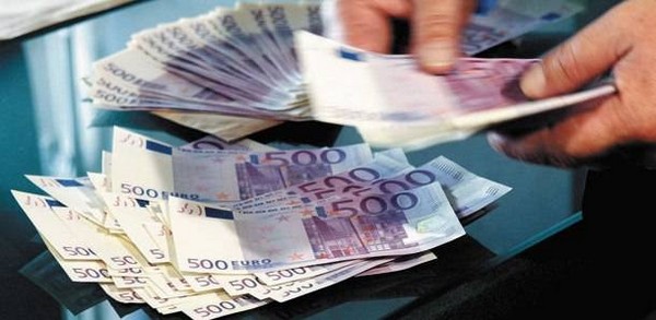 ΥΠΟΙΚ: “Ανάσα” για επιχειρήσεις και επαγγελματίες με αναστολή δόσεων