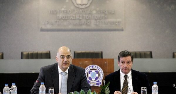 Δένδιας: Οι Αρχές επιτελούν ευσυνείδητα το καθήκον τους να οδηγούν στις φυλακές αυτούς που πρέπει