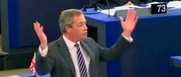 Σφοδρή επίθεση Farage σε Σαμαρά: Μετονομάστε το κόμμα σας σε “Μη Δημοκρατία”. Δεν εκπροσωπείτε πια τον λαό σας