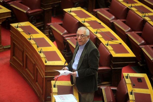 Για παράβαση καθήκοντος κατηγορεί τον δήμαρχο Αθηναίων ο Νικήτας Κακλαμάνης