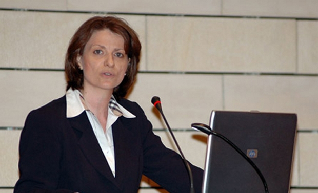 Βάσω Κόλλια: μία γυναίκα στην κυβέρνηση Σαμαρά που πιστεύει πολύ στην τεχνολογία!