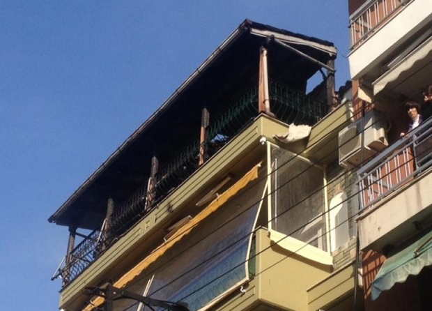 Σταθερή η κατάσταση του ενός τραυματία από την φωτιά σε διαμέρισμα στο Κορδελιό
