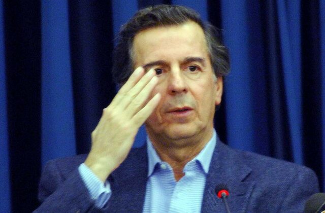 Ο Λιάπης χρησιμοποίησε μέχρι και τη θεία του για να γλυτώσει το σκάνδαλο με το σαλέ