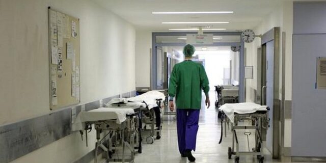 Το κράτος ακριβοπληρώνει προμήθειες υγείας, καταγγέλλουν ερευνητές του ΑΠΘ