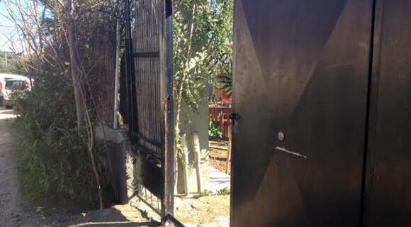 Το News 247 στο κρησφύγετο των απαγωγέων στην Κερατέα