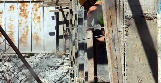 Επίδομα ανεργίας και σε ελεύθερους επαγγελματίες: Ποιοι το δικαιούνται