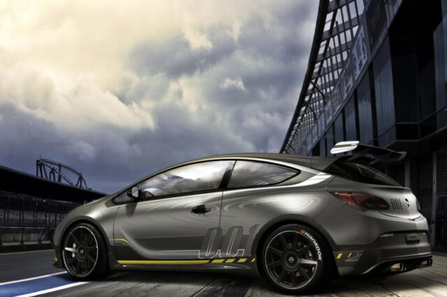 Η Opel ετοιμάζει το καυτό Astra OPC EXTREME με 300 άλογα