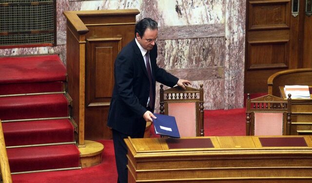 Μέσα στο επόμενο δίμηνο αναμένεται να ξεκινήσει η δίκη του Γ. Παπακωνσταντίνου
