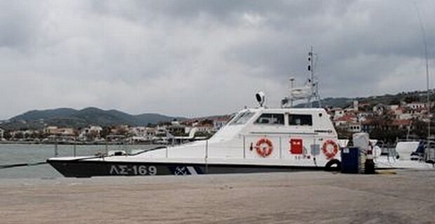 Ψαρά: Πρόσκρουση επιβατηγού τουριστικού σκάφους σε ξέρα