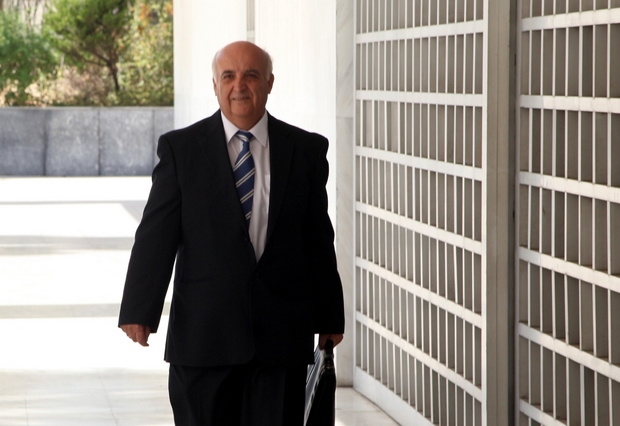 Στασινόπουλος: Έλεγχος για 22 δισ. ευρώ που έφυγαν από την Ελλάδα μέσω εμβασμάτων αδικαιολόγητα από το 2008 έως το 2011