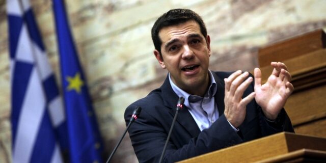 Ευρωβουλευτής διαψεύδει τον Κάρας: “Ο Τσίπρας μας παρουσίασε λεπτομερή οικονομική και κοινωνική ανάλυση”