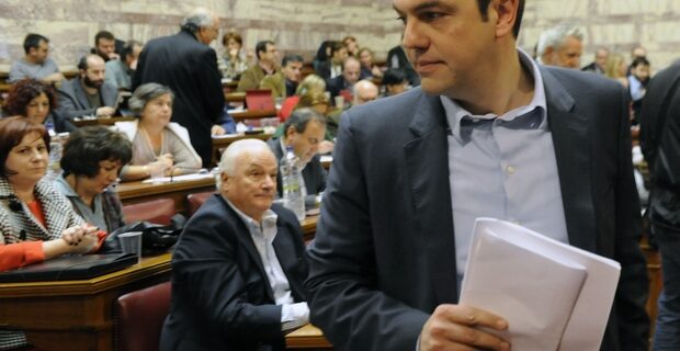 Οργή ΣΥΡΙΖΑ για το κάρφωμα του Κάρας στον Τσίπρα: Ανυπόστατοι οι ισχυρισμοί του