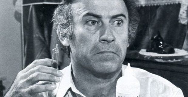 Μηχανή του Χρόνου: Η πτώχευση του Βέγγου. Έχασε ακόμα και το σπίτι του από την τελειομανία