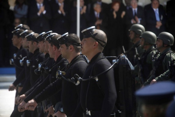 Εισαγγελία: Δεν έχει ασκηθεί ποινική δίωξη για το δημοσίευμα με τους βατραχανθρώπους