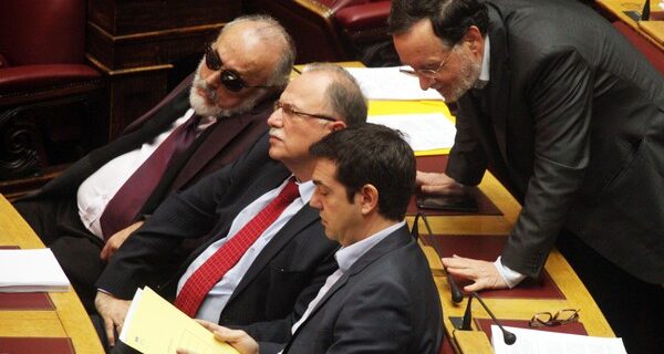 Λαφαζάνης κατά στελεχών – οικονομολόγων του ΣΥΡΙΖΑ