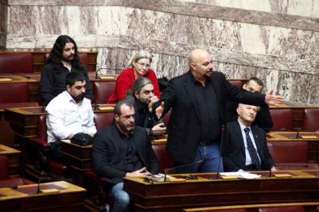 Η Χρυσή Αυγή στο ΣτΕ για την αναστολή χρηματοδότησής της