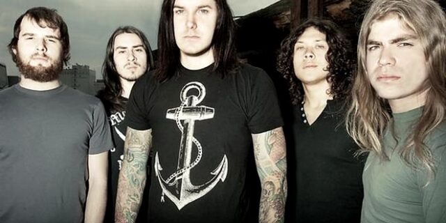 Ο τραγουδιστής των “As I Lay Dying” παραδέχθηκε ότι πλήρωσε για να σκοτώσουν τη γυναίκα του
