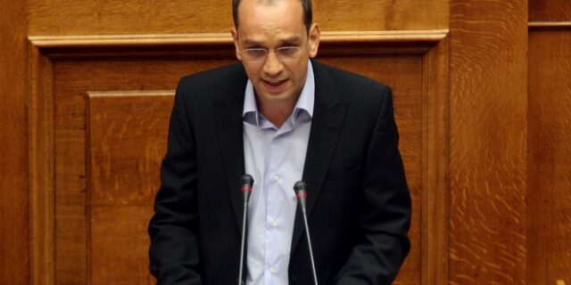 Δήλωση-βόμβα βουλευτή του ΣΥΡΙΖΑ: “Ο Σαμαράς θα έχει το τέλος του Γιανουκόβιτς”
