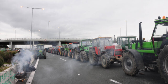 Οι “παχιές αγελάδες” και το χαμένο δίκιο των αγροτών