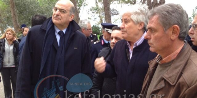 Ληξούρι: Τα έψαλλαν οι κάτοικοι στον Δένδια