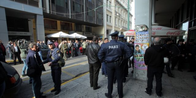 Υπόθεση λαθρεμπορίας καυσίμων: Στην εισαγγελία ο τμηματάρχης του ΥΠΕΚΑ και 6 οδηγοί βυτιοφόρων