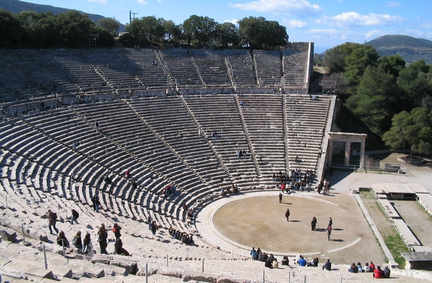 Μετρούν αιώνες ζωής αλλά είναι ακόμα σε χρήση. Οικοδομήματα που άντεξαν στον χρόνο
