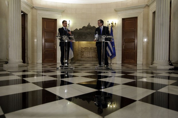 Κατάινεν: “Δεν υπάρχει λόγος να αρχίσουν συζητήσεις για τρίτο πακέτο”