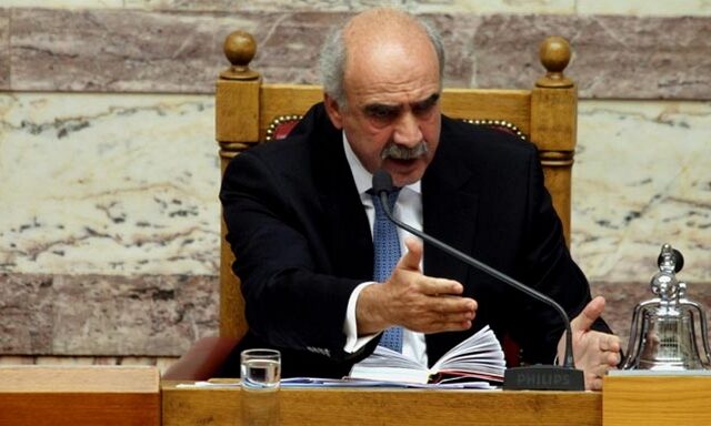 Πρώτα το κέρασμα 16.753 ευρώ και μετά η αντίδραση Μεϊμαράκη. Υπόσχεται επανεξέταση του όλου πλαισίου