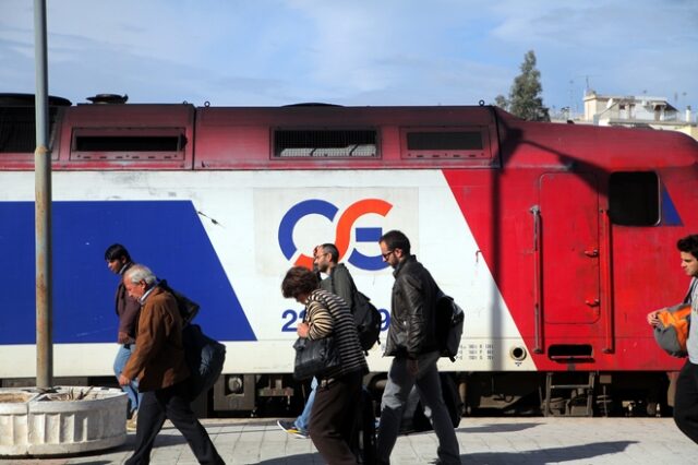 Τρίωρη στάση εργασίας από τους σιδηροδρομικούς
