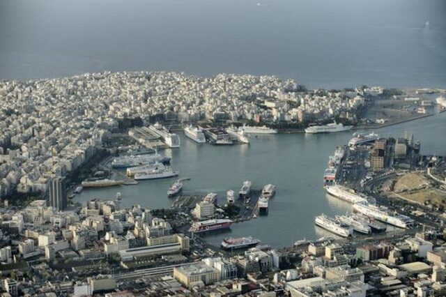 Αλλάζει μορφή Πειραιάς. Όλες οι κυκλοφοριακές ρυθμίσεις και μονοδρομήσεις, ενόψει της έλευσης του Τραμ και του Μετρό