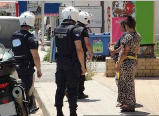 Εξάρθρωση συμμοριών που λήστευαν ηλικιωμένους στην Αττική