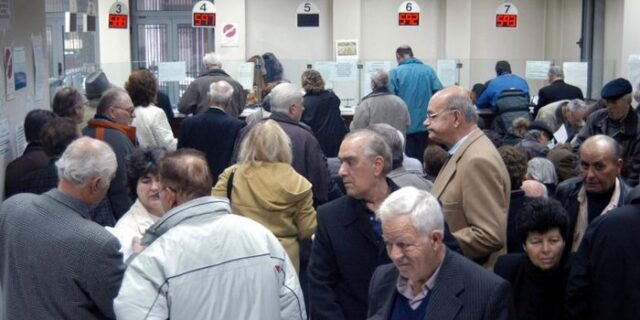 Δρομολογείται αναθεώρηση κριτηρίων για την προνοιακή σύνταξη