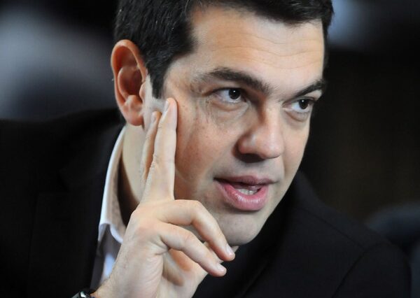 Τσίπρας: Η ανατροπή που ονειρευτήκαμε είναι επί θύραις