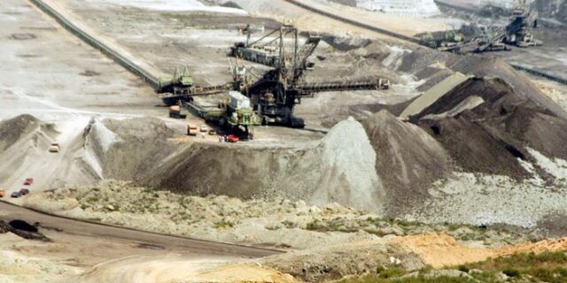 Άρειος Πάγος: Έξι πολιτικούς “καίει” η ματαίωση εξόρυξης ζεολίθου στον Έβρο