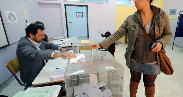 Στο 1,2% η διαφορά ΣΥΡΙΖΑ – ΝΔ σταθερά μπροστά ο Καμίνης για το δήμο Αθήνας