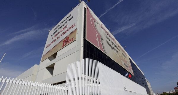 Απέχει το ΚΚΕ από την πρόταση δυσπιστίας κατά του προεδρείου της Βουλής