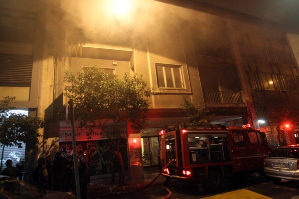 Εμπρηστική επίθεση στο Εθνικό Ινστιτούτο Εργασίας