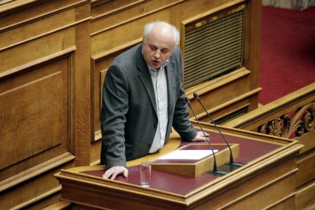 Αποχώρησε το ΚΚΕ από τη συζήτηση για το πολυνομοσχέδιο