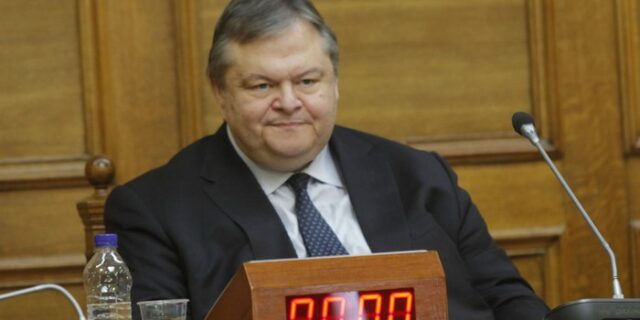 Βενιζέλος: Είμαστε απόλυτα ενωμένοι στο ΠΑΣΟΚ